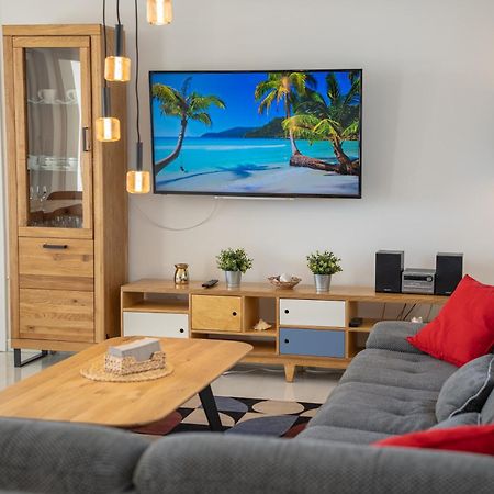 נובליה Villas Royal I With Private Pool מראה חיצוני תמונה