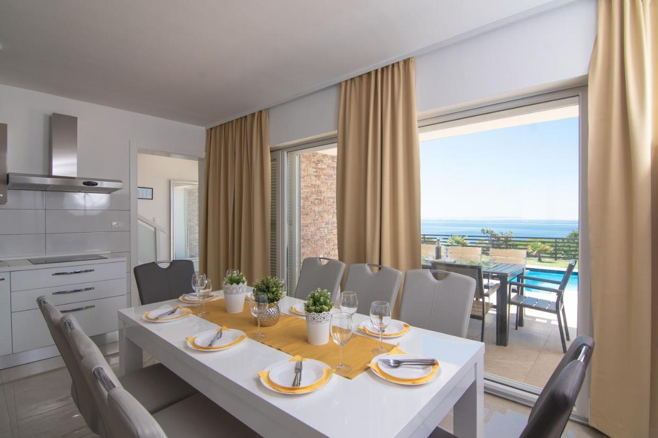 נובליה Villas Royal I With Private Pool מראה חיצוני תמונה