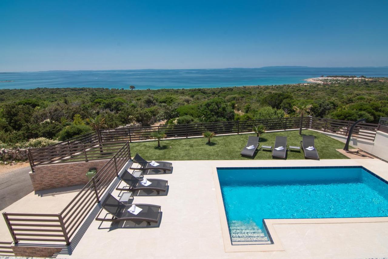 נובליה Villas Royal I With Private Pool מראה חיצוני תמונה