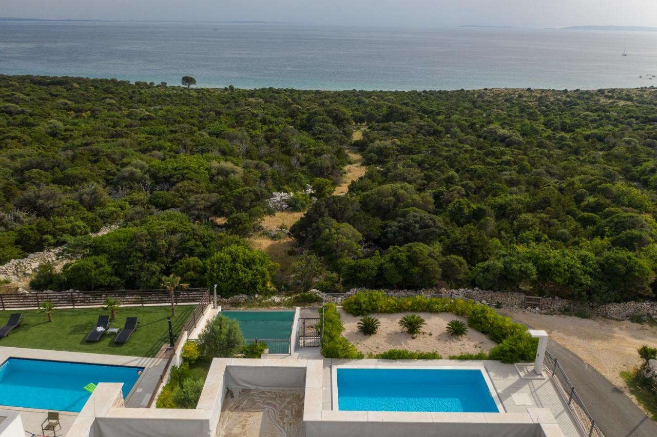 נובליה Villas Royal I With Private Pool מראה חיצוני תמונה