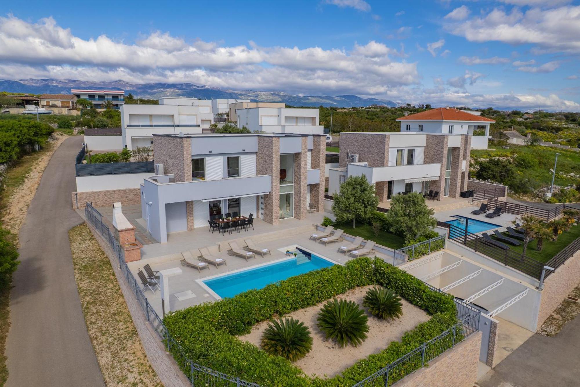 נובליה Villas Royal I With Private Pool מראה חיצוני תמונה